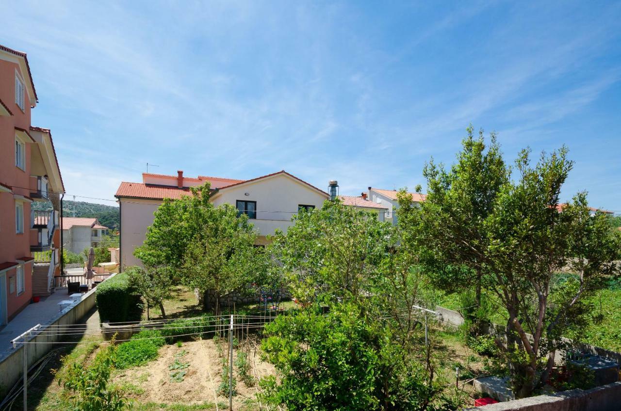 Apartments Mirjana Lopar Zewnętrze zdjęcie